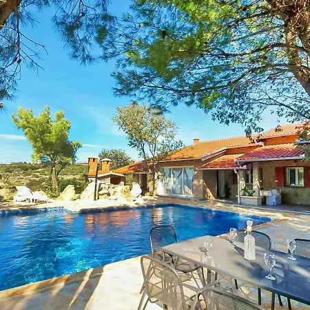 Sandra By Interhome Holiday home Krusevo (Zadar)
